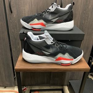 Jordan Zoom 92 US 15 Men's